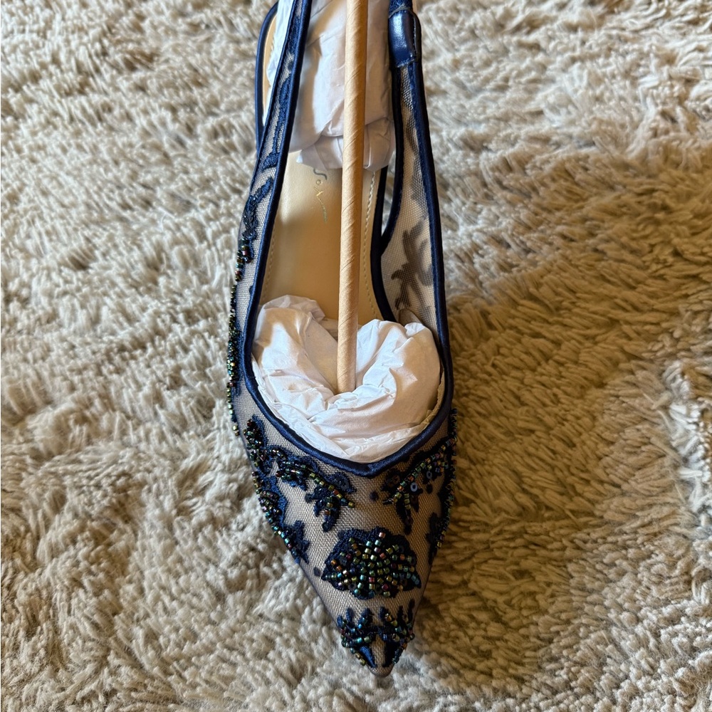 NIB Betsey Johnson Navy Nikki Heels in Original Box with all original packaging - Picture 4 of 14